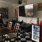 Hostal La Villa Inn