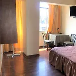 Hostal La Villa Inn